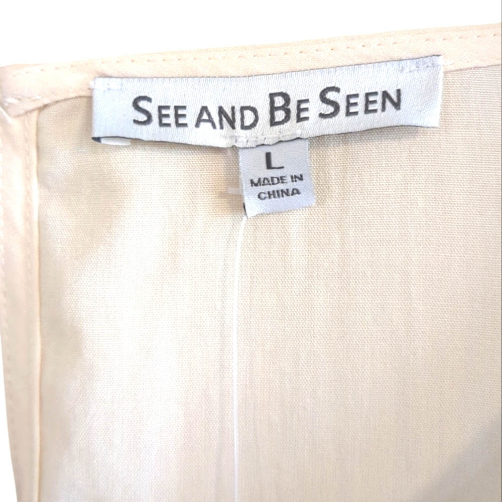 See And Be Seen NWT Women's Boutique Cream, Blue, and Orange Top - Picture 3 of 6